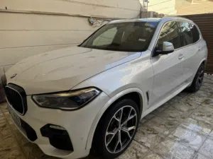 2022. BMW x5