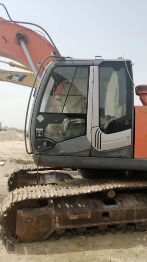 2008 Tracked Excavator Construction Equipments in Farwaniya