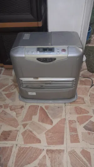 صوبه كاز وكهرباء نوع متسوبيشي حجم  وسط  تعمل بشكل ممتاز جدا وبدون رائحة  تعمل  على محول كهرباء 110 v