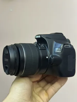 Camera canon 250D shutter 2K