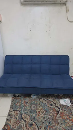 كنبة سرير للبيع