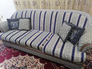 أثاث غرفة ضيوف مستعمل