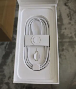 I phone 17 pro max charging cable new