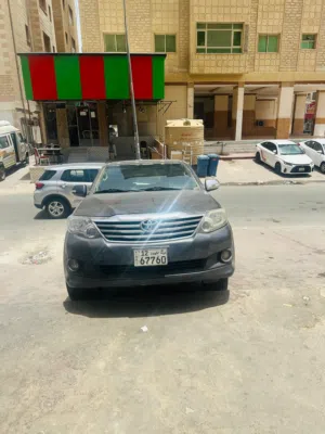 Toyota Fortuner 2013