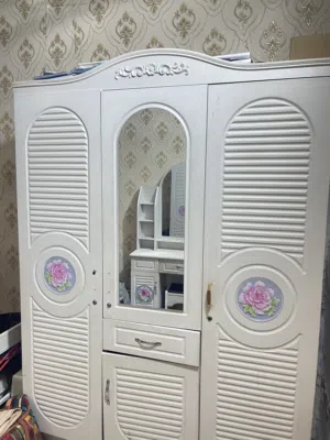كنتور وميز لبيع