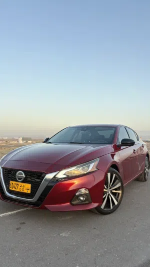 Nissan altima sr 2022