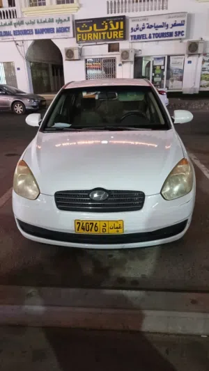 Hyundai accent 2008