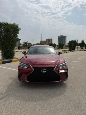Lexus es f sport handling 2023