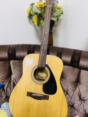 Yamaha Guitar