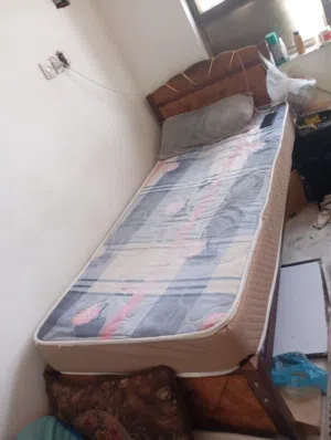 سرير و دوشك