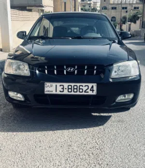 سيارة هيونداي فيرنا موديل 2000