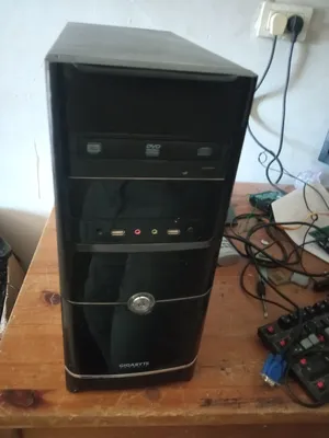 Custom-built . Windows . Used4