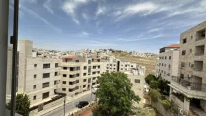 شقة مميزة طابق رابع 224م في أرقى مناطق دير غبار بالقرب من زيت وزعتر / ref 1317