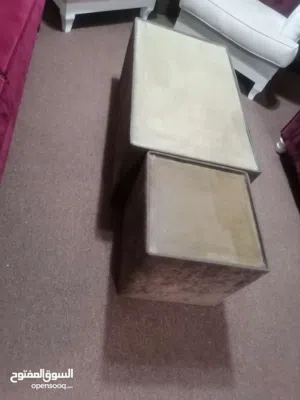 طاوله وسط مع 3 جانبيات