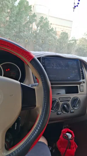 nissan tiida 2006