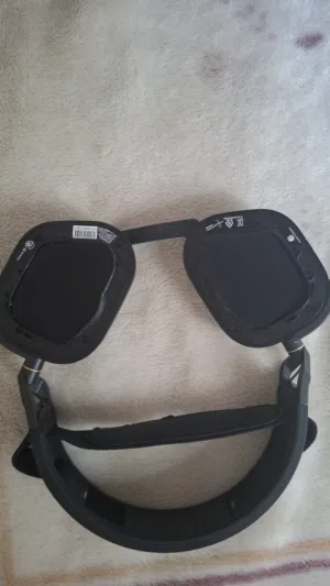 سماعات CORSAIR بحاله ممتازه