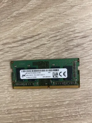 رام 4 قيقا DDR4 للبيع