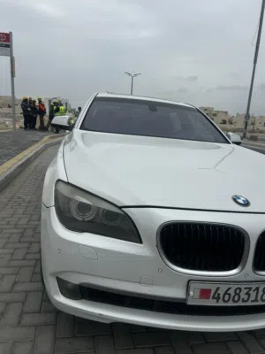 Very Clean BMW 750xi