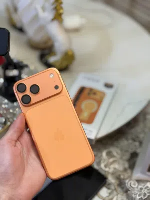 iPhone 17 pro max sim