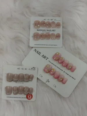 Premium Pressed-on Nails