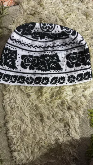 كمه عمانيه  خياطه يد  درجه اولى للبيع قياس 10.75