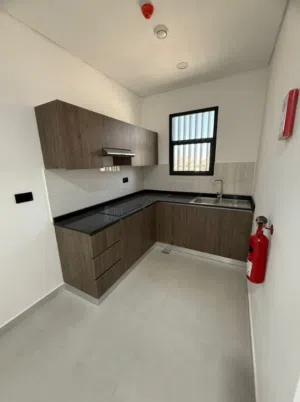 2 BHK Apartment For Rent in Azaiba / شقة غرفتين وصالة للإيجار في العذيبة