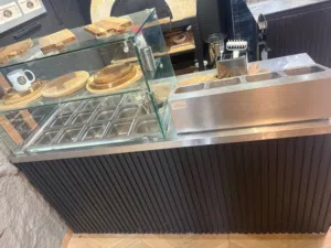 عدة مطعم جديدة
