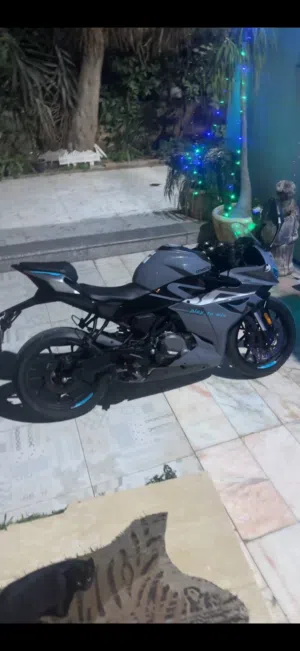 Cfmoto 300 sr
