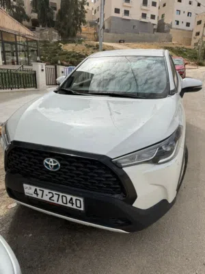 كورلا كروس موديل 2021 ممشى قليل 7000 km كم فقط 7 جيد السيارة جديدة مرركونه