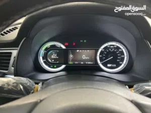 كيا نيرو كرت ابيض ممشى قليل مالك اول من الحره اقتصادية جدا