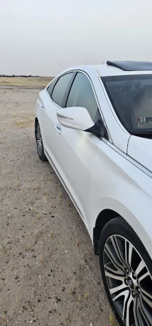 Used Hyundai H 100 in Basra