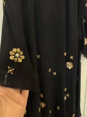 عبايات من ماركت هيا