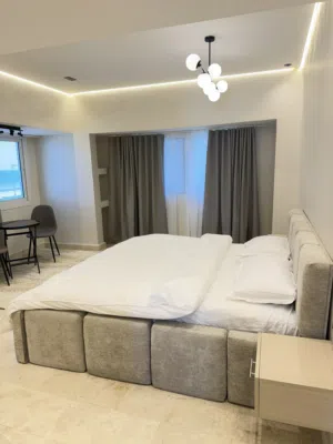 شقة للايجار مع اطلالة بحرية على كرنيش صحار