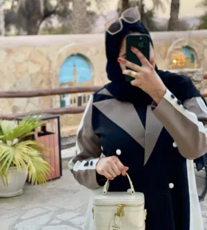 عباية بليزر