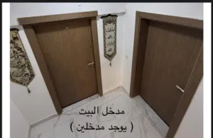 عقار مميز شقة طابق أول 220م في أرقى مناطق شارع مكه بسعر مميز / ref 9911