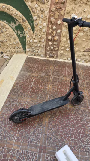 سكوتر كهربائي موديل 2025 للبيع