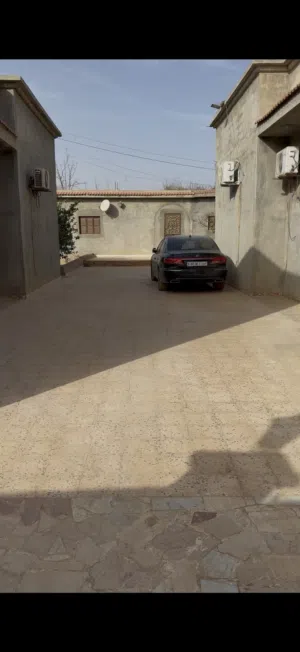 منزل للبيع السراج شارع الأسلاك