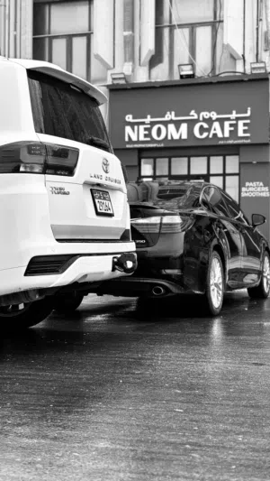 Neom Cafe shop for sale