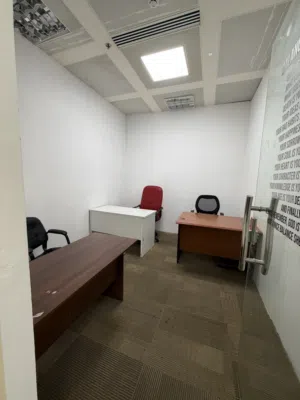 مكاتب تجارية داخل أبوظبي