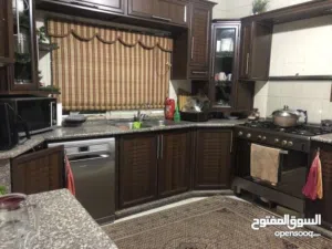 3 Bedrooms . 2 Bathrooms . 127 m24