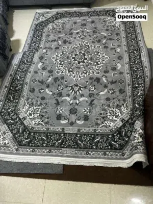 سجاده مع ممر بحاله جديده غير مستعمله للبيع