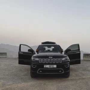 Well maintained Jeep Grand Cherokee Trim (Overland) V8 2019 Excellent condition