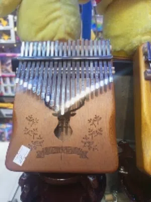 الات موسيقية الات نقرية كاليمبا زيليفون تعليمية احترافية الكاليميا الافريقية اشكال مختلفة من الخشب