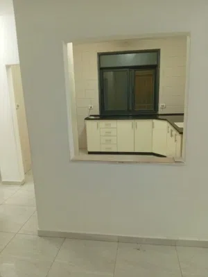 90 m2 2 Bedrooms Apartments for Rent in Ramallah and Al-Bireh Um AlSharayit