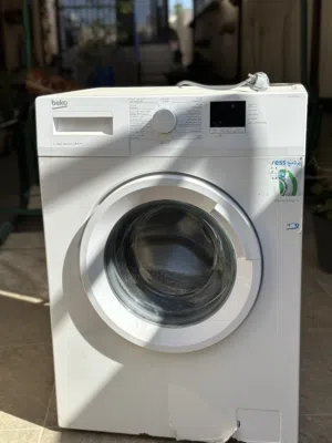 غسالة بيكو beko 7 كيلو A+++ استخدام منزلي 4 سنوات لون ابيض