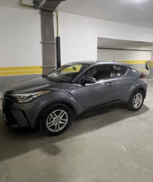 Used Toyota C-HR in Farwaniya