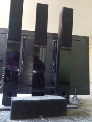 سمعات تلفزيون عدد 4شغالين