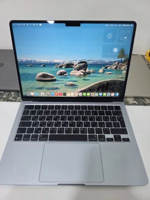 ماك اير m4 2025