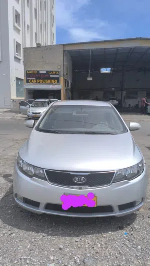 2011 Kia Sorento Hybrid Sedan with Original Paint, Fully Licensed and Excellent Condition