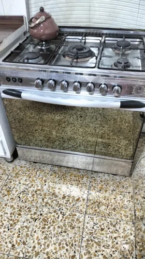 طباخ نظيف جدا
